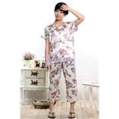 攜手共贏，共繪夏裝新篇章——2011新款夏裝絲綢系列，誠(chéng)邀服裝批發(fā)零售商合作
